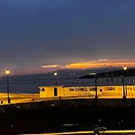 Aticos La Riba Apartment *