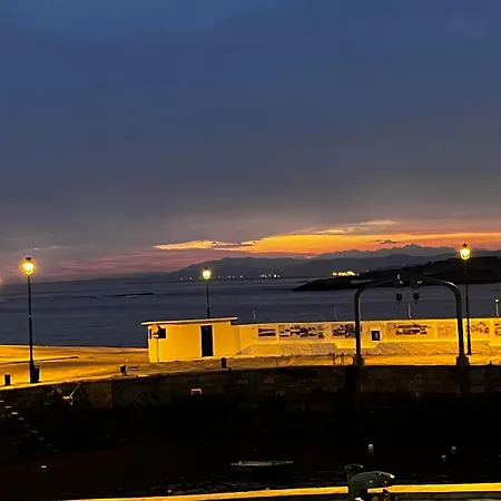 Aticos La Riba アパート *